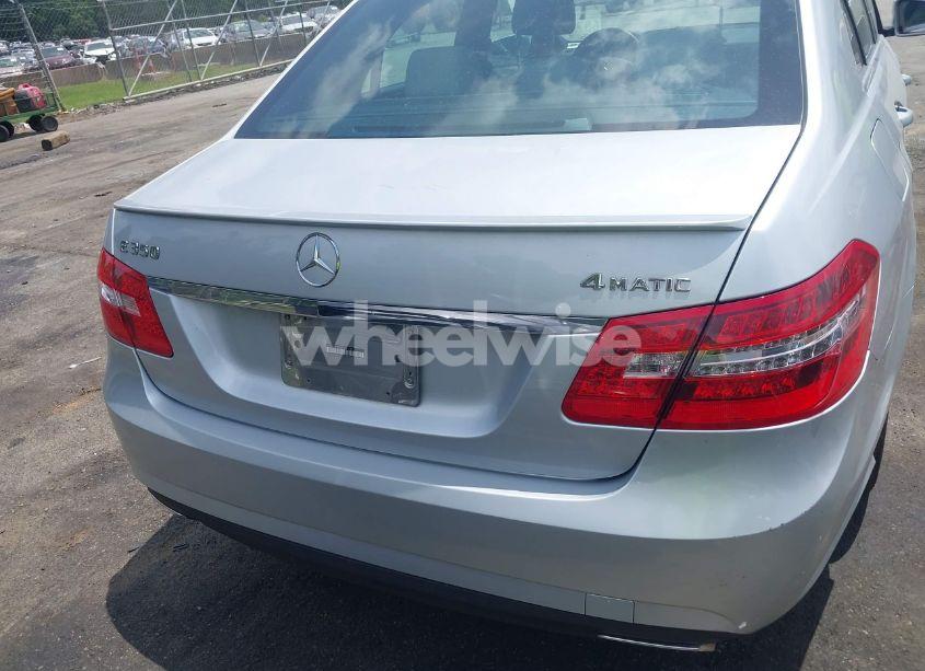 Photo 16 of 2011 Mercedes-benz E 350 4MATIC (VIN WDDHF8HB3BA496176)