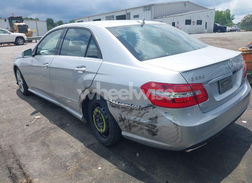 Photo 3 of 2011 Mercedes-benz E 350 4MATIC (VIN WDDHF8HB3BA496176)