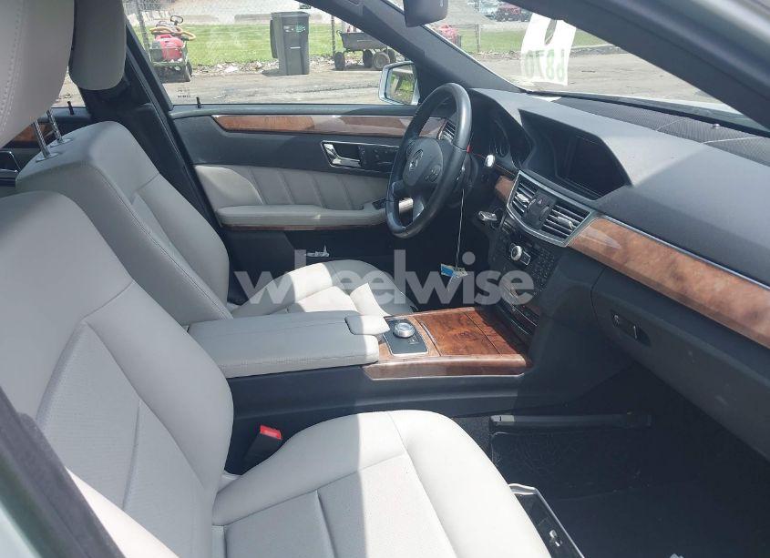 Photo 5 of 2011 Mercedes-benz E 350 4MATIC (VIN WDDHF8HB3BA496176)