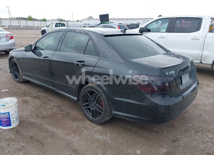 Photo 3 of 2010 Mercedes-benz E 350 4MATIC (VIN WDDHF8HB4AA116700)