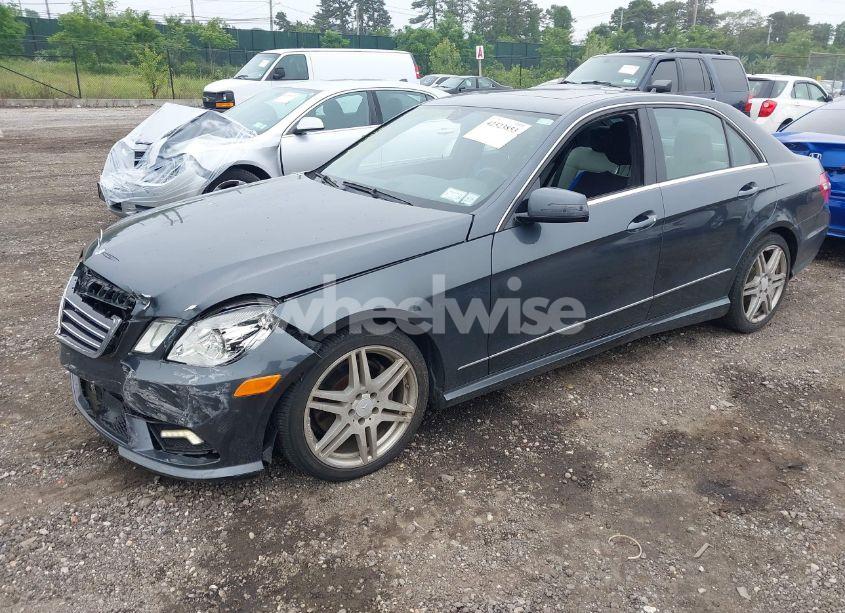 Photo 2 of 2011 Mercedes-benz E 350 4MATIC (VIN WDDHF8HB4BA271779)
