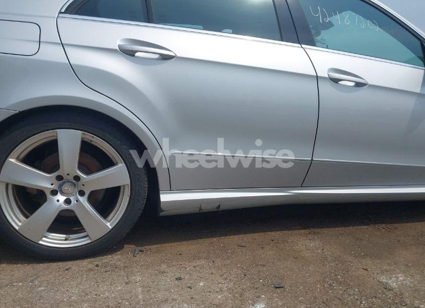 Photo 6 of 2011 Mercedes-benz E 350 4MATIC (VIN WDDHF8HB5BA467794)
