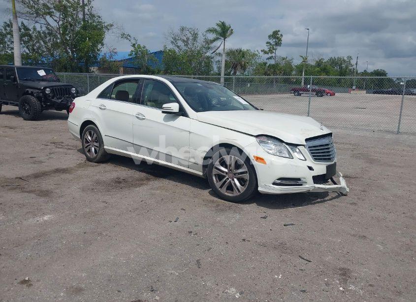 2011 Mercedes-benz E 350 4MATIC (VIN WDDHF8HB6BA342917) main photo