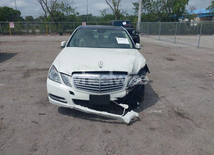 Photo 13 of 2011 Mercedes-benz E 350 4MATIC (VIN WDDHF8HB6BA342917)