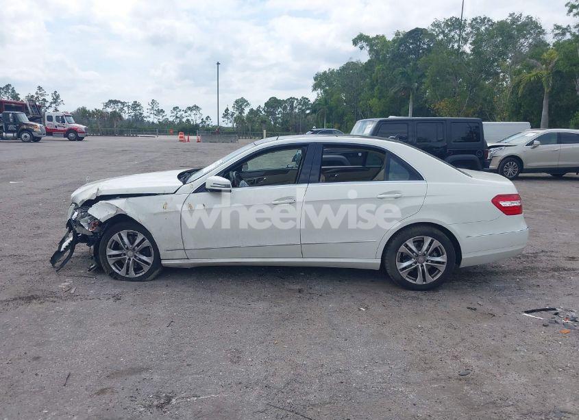 Photo 15 of 2011 Mercedes-benz E 350 4MATIC (VIN WDDHF8HB6BA342917)