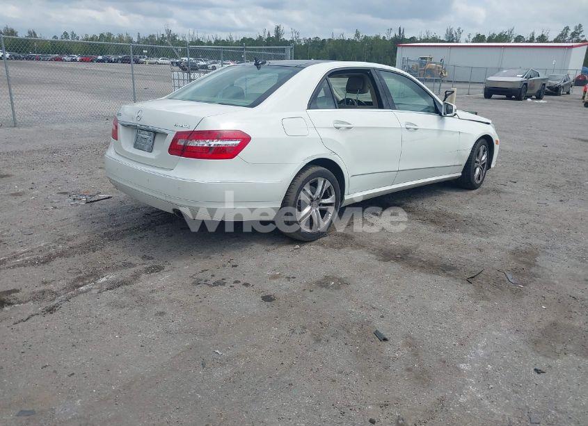Photo 4 of 2011 Mercedes-benz E 350 4MATIC (VIN WDDHF8HB6BA342917)