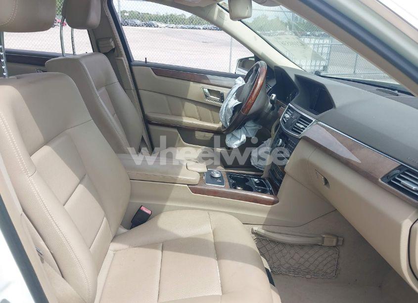 Photo 5 of 2011 Mercedes-benz E 350 4MATIC (VIN WDDHF8HB6BA342917)