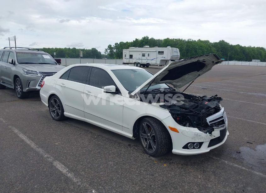 2010 Mercedes-benz E 350 4MATIC (VIN WDDHF8HB7AA074099) main photo