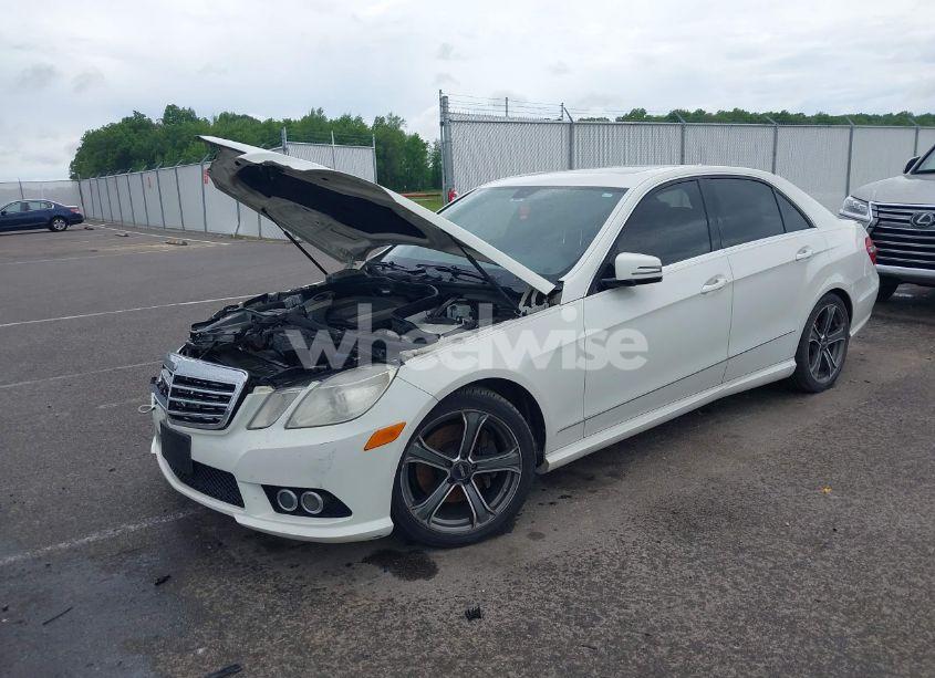 Photo 2 of 2010 Mercedes-benz E 350 4MATIC (VIN WDDHF8HB7AA074099)