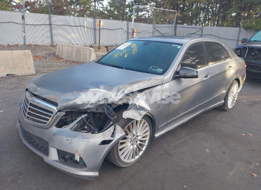 Photo 2 of 2011 Mercedes-benz E 350 4MATIC (VIN WDDHF8HB8BA421618)