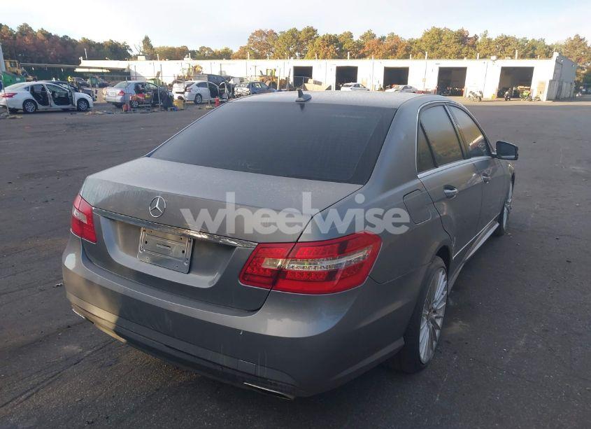 Photo 4 of 2011 Mercedes-benz E 350 4MATIC (VIN WDDHF8HB8BA421618)