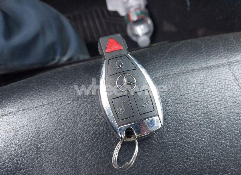 Photo 11 of 2011 Mercedes-benz E 350 4MATIC (VIN WDDHF8HB8BA464226)