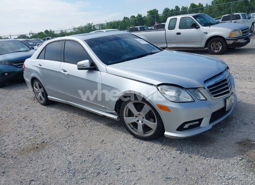 2011 Mercedes-benz E 350 4MATIC (VIN WDDHF8HB8BA482869) main photo