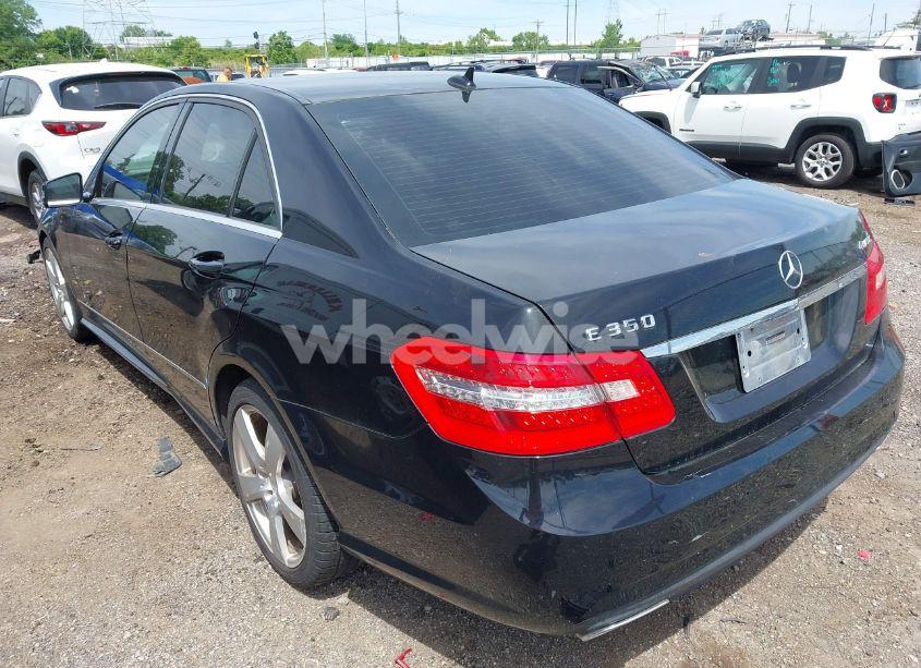 Photo 3 of 2010 Mercedes-benz E 350 4MATIC (VIN WDDHF8HBXAA053019)
