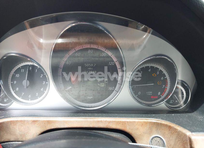 Photo 7 of 2010 Mercedes-benz E 350 4MATIC (VIN WDDHF8HBXAA053019)