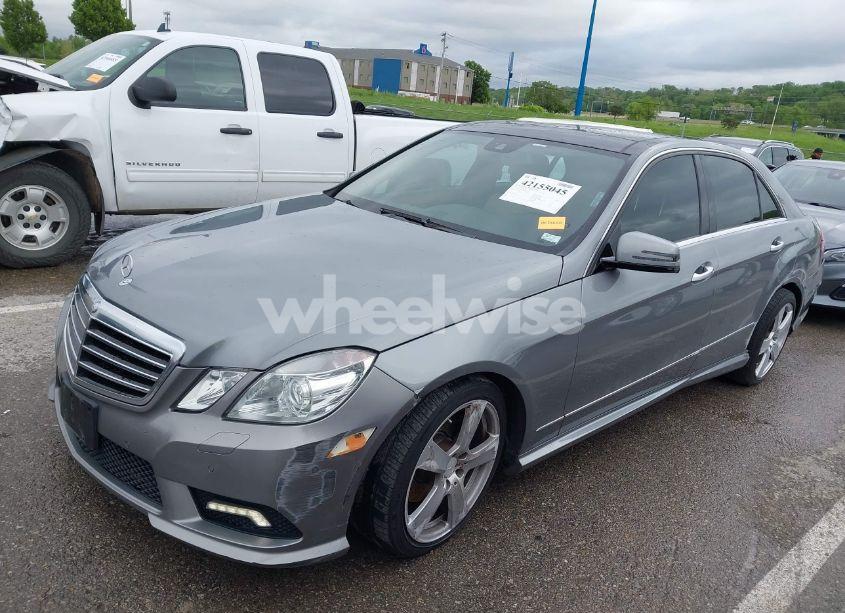 Photo 2 of 2011 Mercedes-benz E 350 4MATIC (VIN WDDHF8HBXBA338420)
