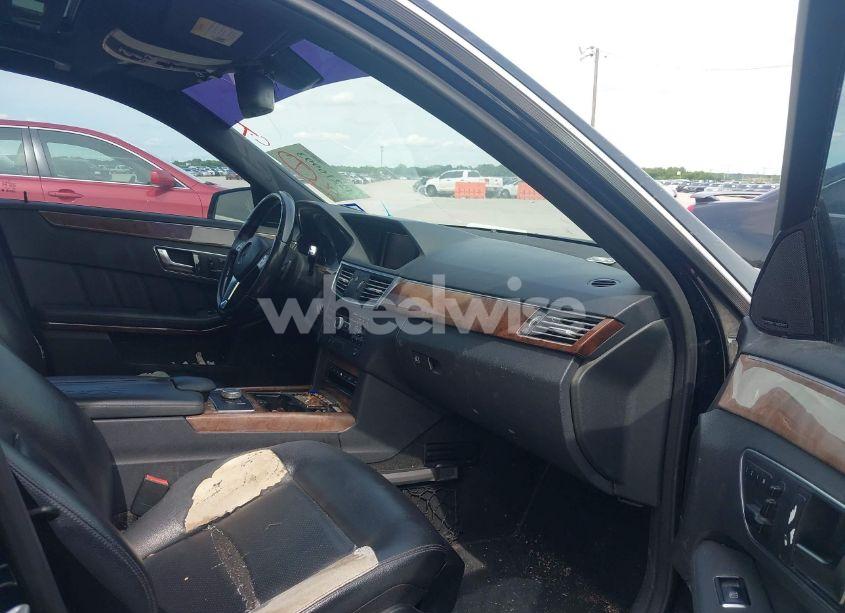Photo 5 of 2012 Mercedes-benz E 350 4MATIC (VIN WDDHF8JB0CA625549)