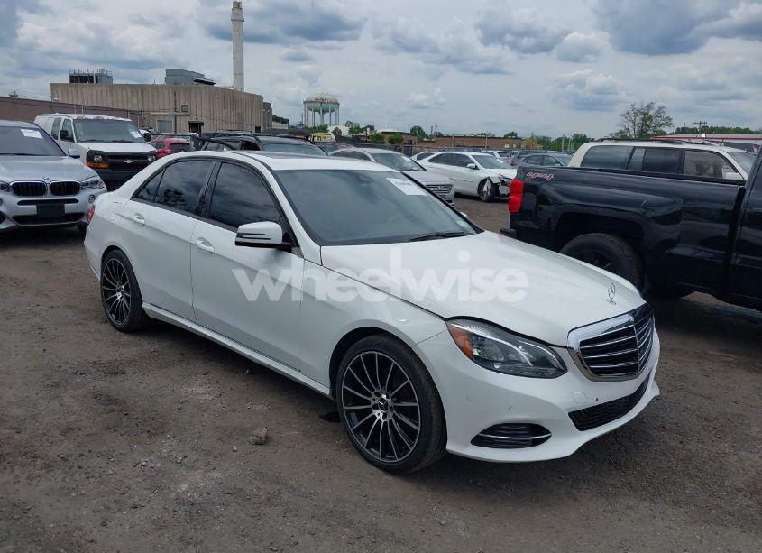 2014 Mercedes-benz E 350 4MATIC (VIN WDDHF8JB0EB017012) main photo