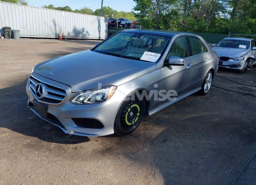 Photo 2 of 2014 Mercedes-benz E 350 4MATIC (VIN WDDHF8JB2EA808373)