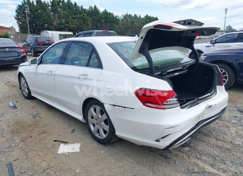 Photo 3 of 2014 Mercedes-benz E 350 4MATIC (VIN WDDHF8JB5EA935957)