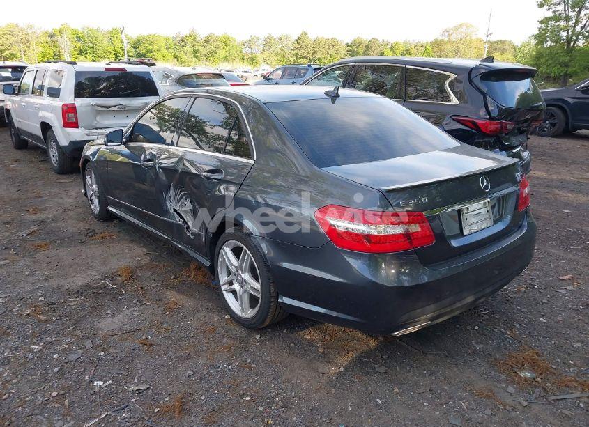 Photo 3 of 2013 Mercedes-benz E 350 4MATIC (VIN WDDHF8JB7DA771707)
