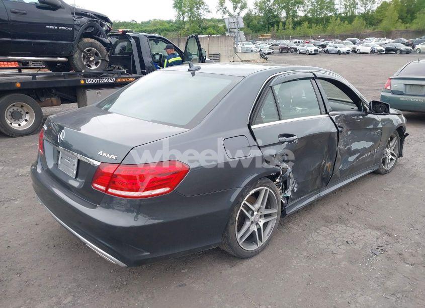 Photo 4 of 2014 Mercedes-benz E 350 4MATIC (VIN WDDHF8JB7EA775127)