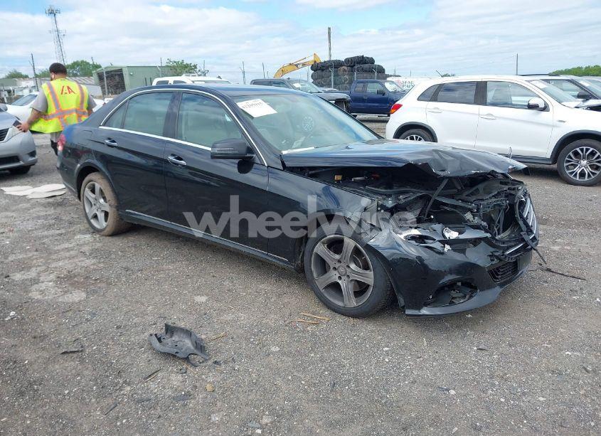 2014 Mercedes-benz E 350 4MATIC (VIN WDDHF8JB7EA836394) main photo