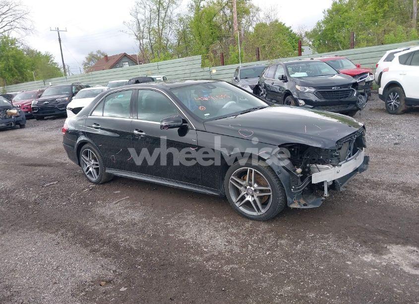 2014 Mercedes-benz E 350 4MATIC (VIN WDDHF8JB7EB047950) main photo