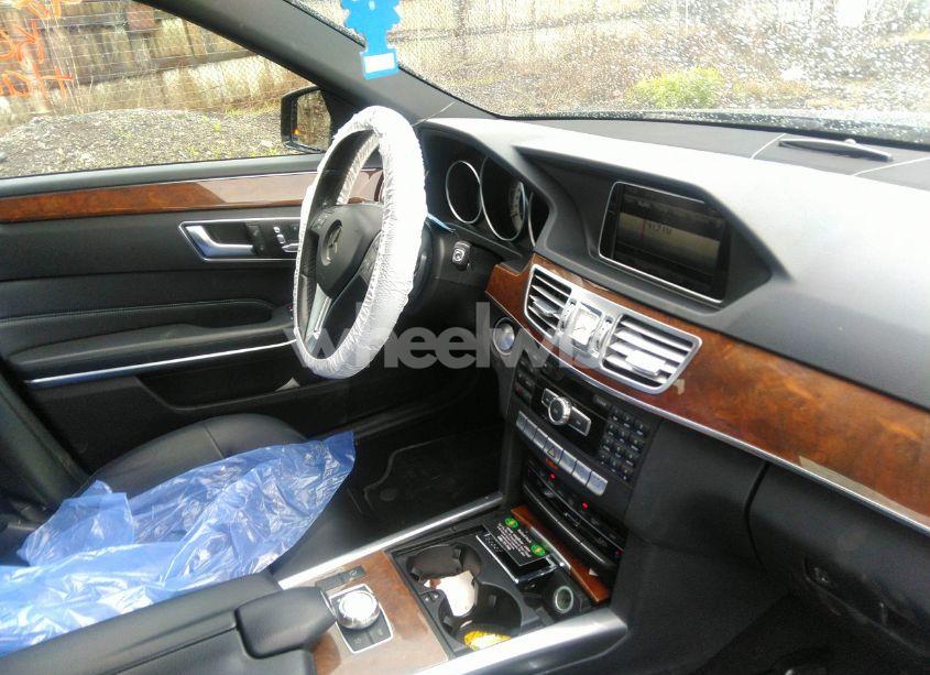 Photo 5 of 2014 Mercedes-benz E 350 4MATIC (VIN WDDHF8JB7EB047950)