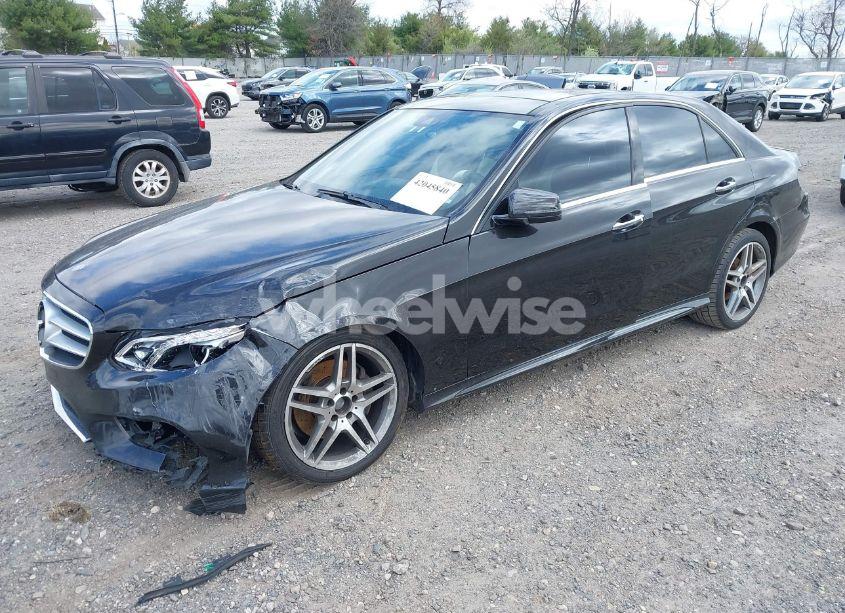 Photo 2 of 2014 Mercedes-benz E 350 4MATIC (VIN WDDHF8JB8EB056284)