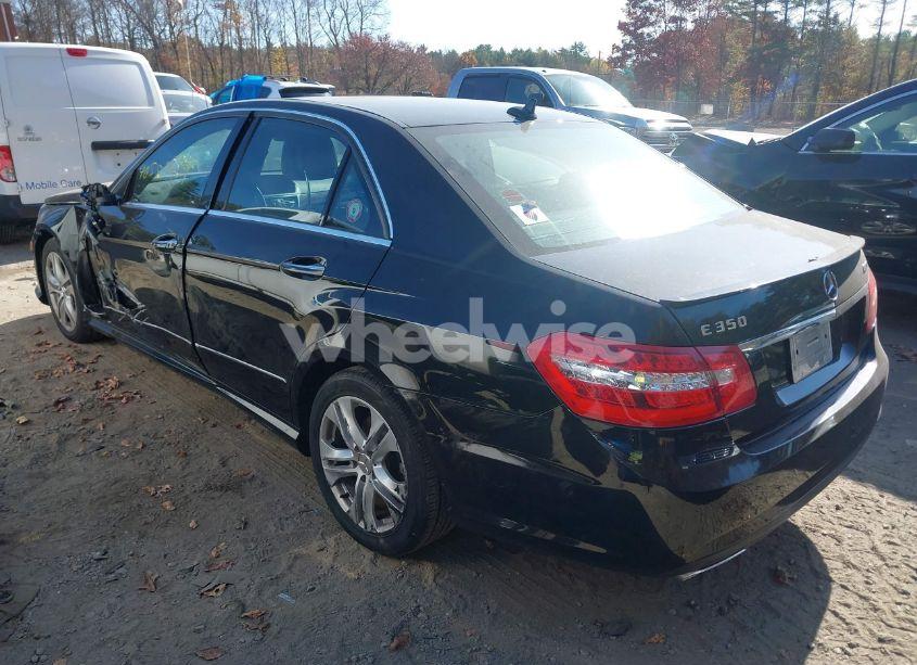 Photo 3 of 2013 Mercedes-benz E 350 4MATIC (VIN WDDHF8JB9DA687792)
