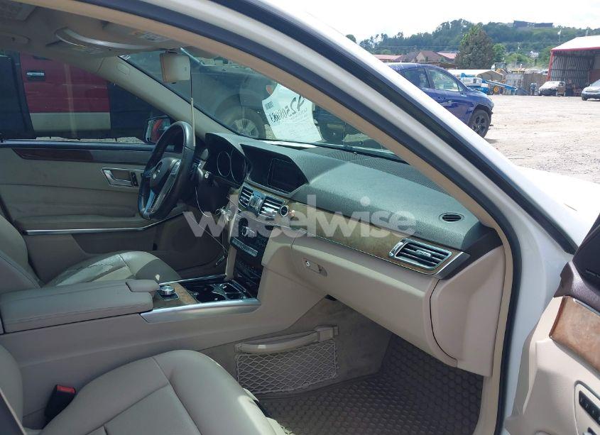 Photo 5 of 2014 Mercedes-benz E 350 4MATIC (VIN WDDHF8JBXEA838754)
