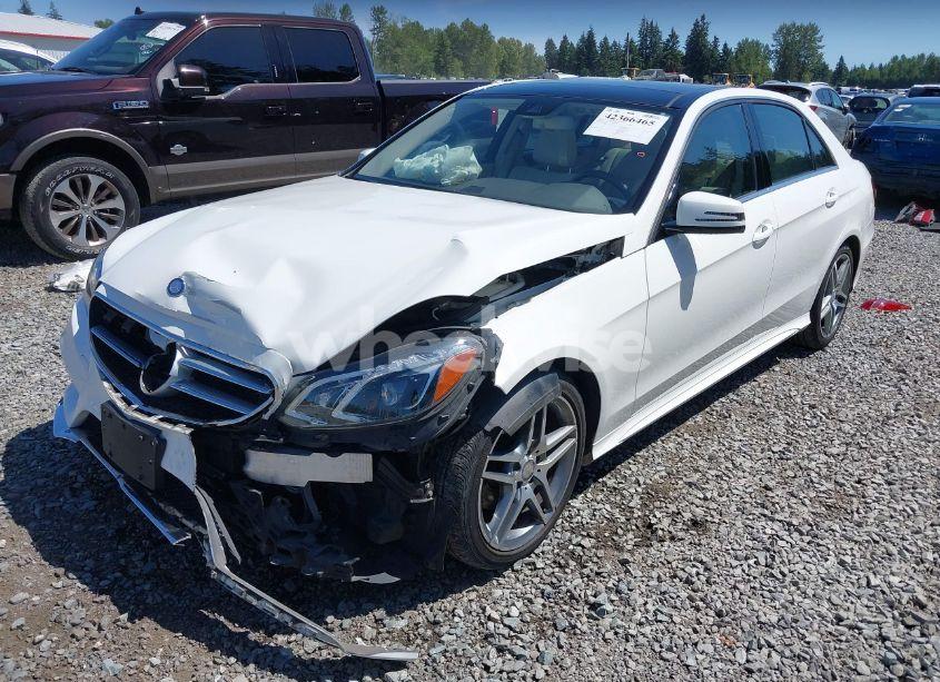 Photo 2 of 2014 Mercedes-benz E 350 4MATIC (VIN WDDHF8JBXEA945464)