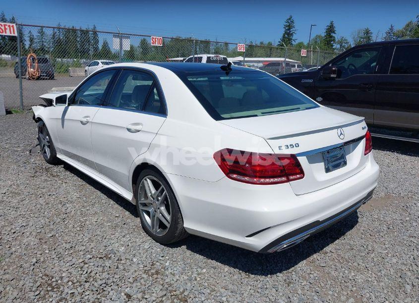 Photo 3 of 2014 Mercedes-benz E 350 4MATIC (VIN WDDHF8JBXEA945464)
