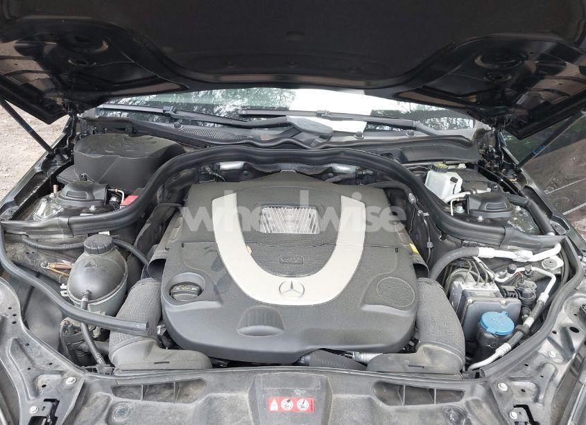 Photo 10 of 2010 Mercedes-benz E 550 4MATIC (VIN WDDHF9AB0AA125460)