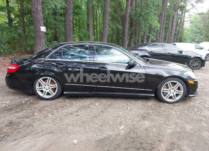 Photo 13 of 2010 Mercedes-benz E 550 4MATIC (VIN WDDHF9AB0AA125460)
