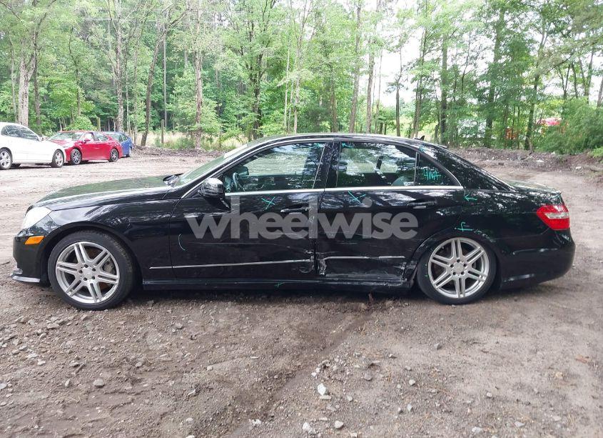 Photo 14 of 2010 Mercedes-benz E 550 4MATIC (VIN WDDHF9AB0AA125460)