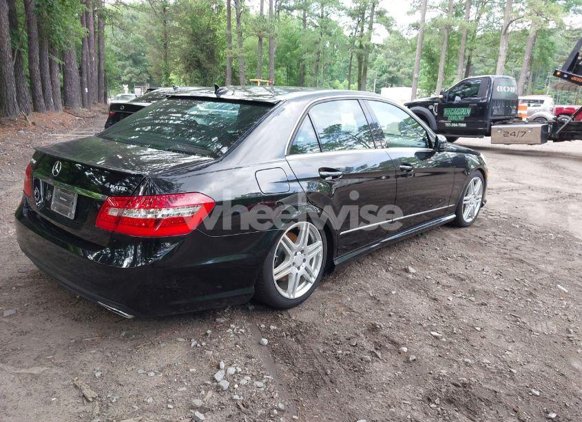 Photo 4 of 2010 Mercedes-benz E 550 4MATIC (VIN WDDHF9AB0AA125460)