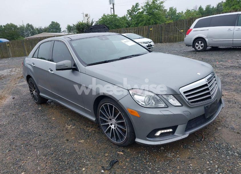 2011 Mercedes-benz E 550 4MATIC (VIN WDDHF9AB9BA407503) main photo