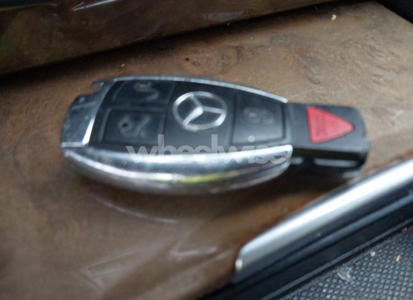 Photo 11 of 2011 Mercedes-benz E 550 4MATIC (VIN WDDHF9AB9BA407503)