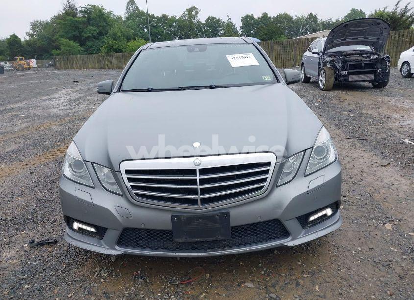 Photo 12 of 2011 Mercedes-benz E 550 4MATIC (VIN WDDHF9AB9BA407503)
