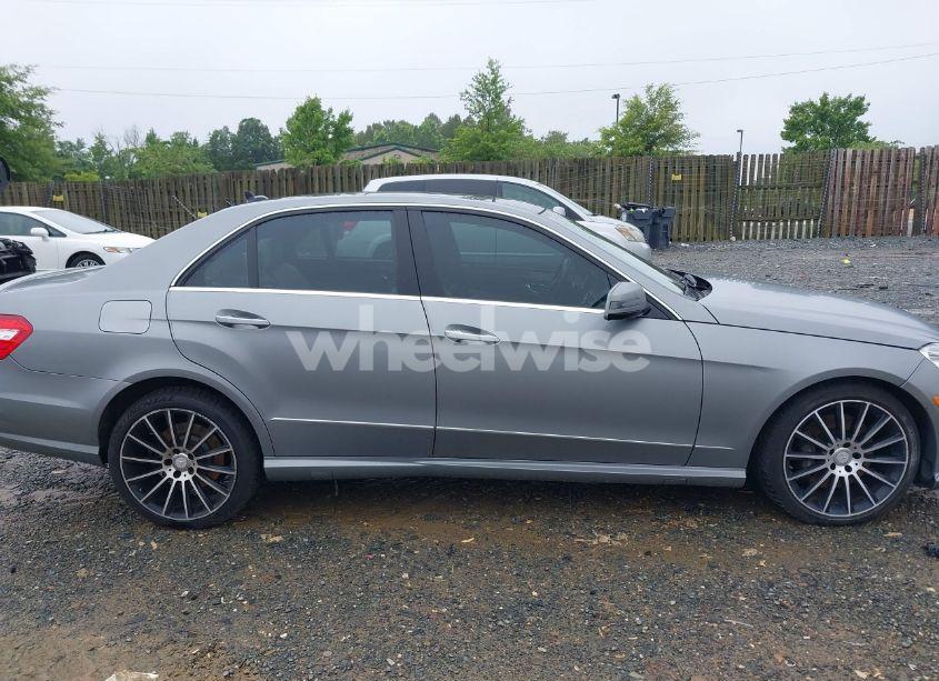 Photo 13 of 2011 Mercedes-benz E 550 4MATIC (VIN WDDHF9AB9BA407503)