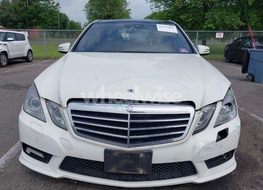 Photo 12 of 2011 Mercedes-benz E 550 4MATIC (VIN WDDHF9AB9BA442932)