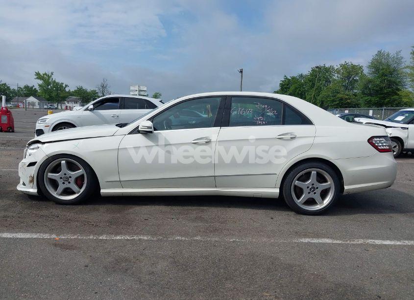 Photo 14 of 2011 Mercedes-benz E 550 4MATIC (VIN WDDHF9AB9BA442932)