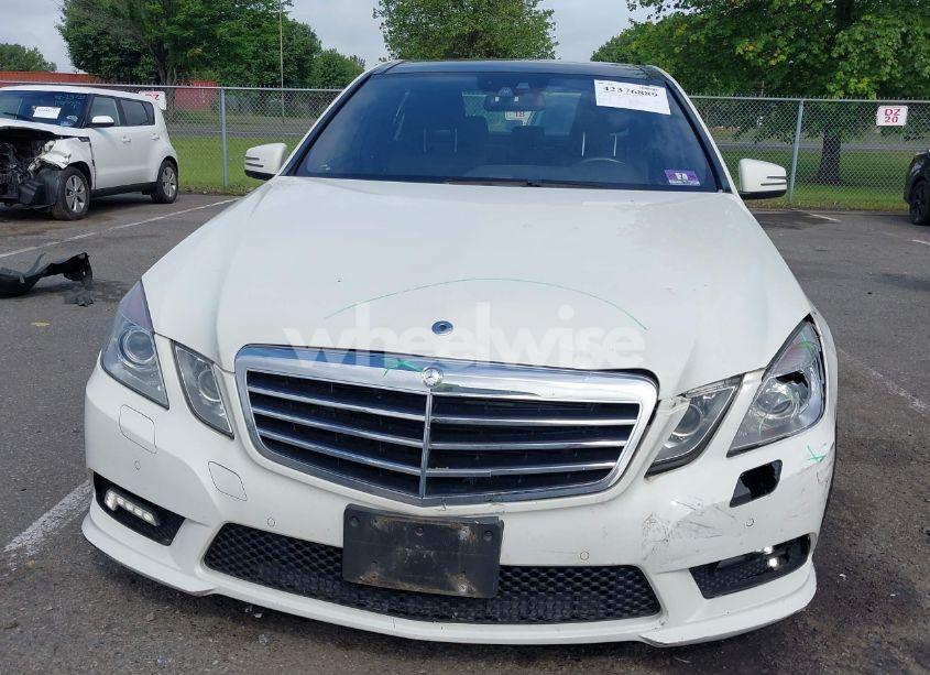 Photo 6 of 2011 Mercedes-benz E 550 4MATIC (VIN WDDHF9AB9BA442932)