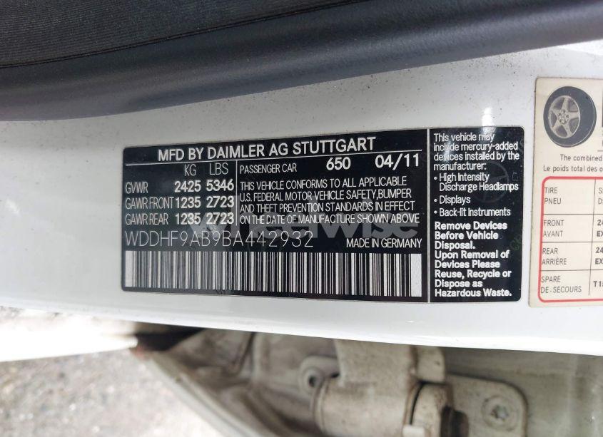 Photo 9 of 2011 Mercedes-benz E 550 4MATIC (VIN WDDHF9AB9BA442932)