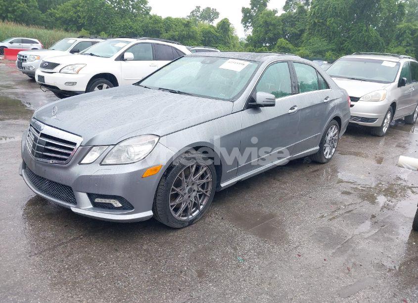 Photo 2 of 2011 Mercedes-benz E 550 4MATIC (VIN WDDHF9ABXBA316045)