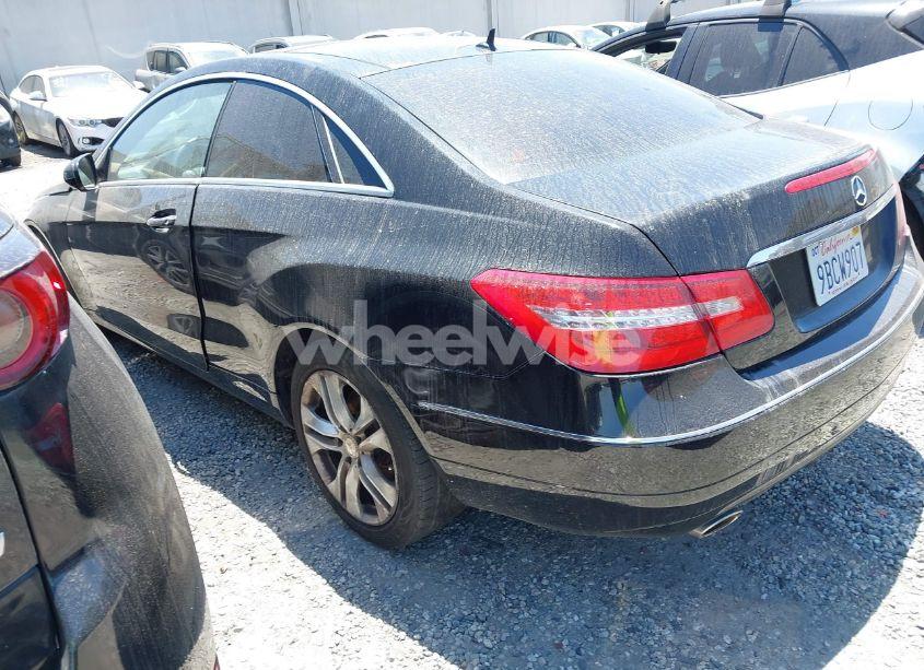 Photo 3 of 2010 Mercedes-benz E 350 (VIN WDDKJ5GB2AF006090)