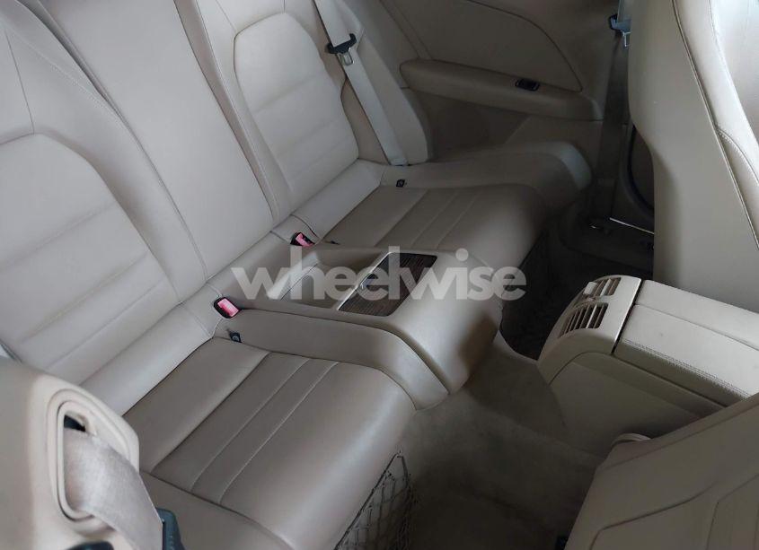 Photo 8 of 2011 Mercedes-benz E 350 (VIN WDDKJ5GB7BF105599)