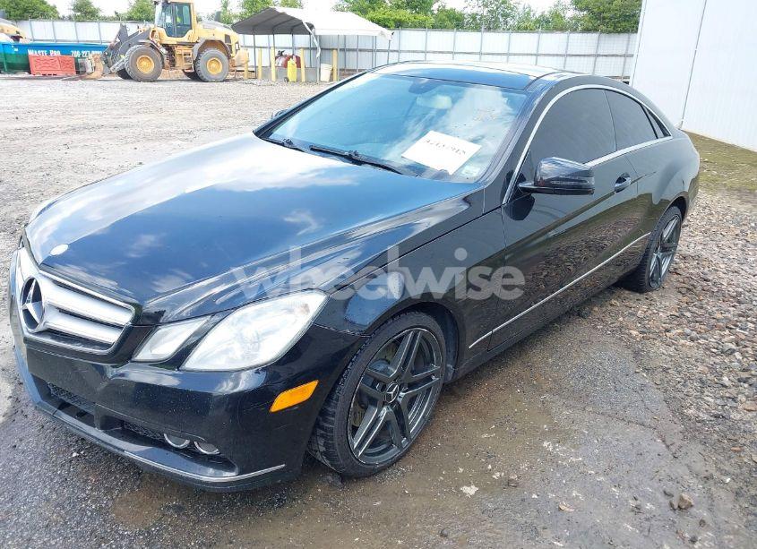 Photo 2 of 2011 Mercedes-benz E 350 (VIN WDDKJ5GB8BF105563)